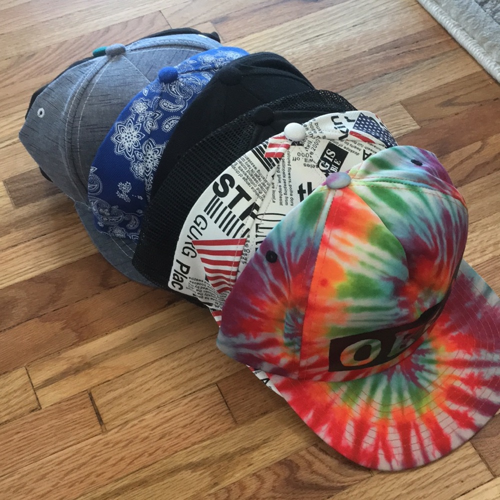 Lot / Bundle of 7 snapback hats!